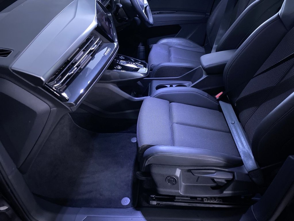 Used Audi Q4 e-tron 2023 for sale - 76797520: Photo 17