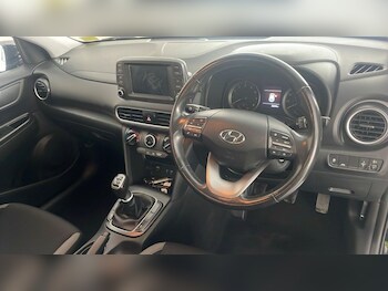 Used Hyundai KONA 2020 for sale - 76345934: Photo 3