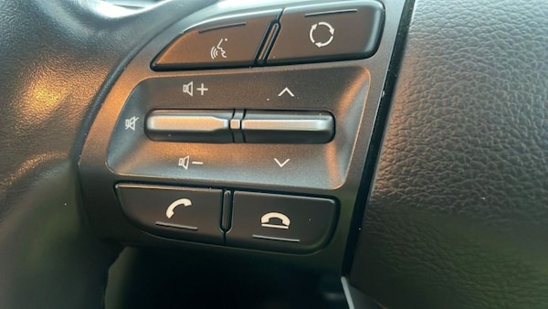 Used Hyundai KONA 2020 for sale - 76345934: Photo 6