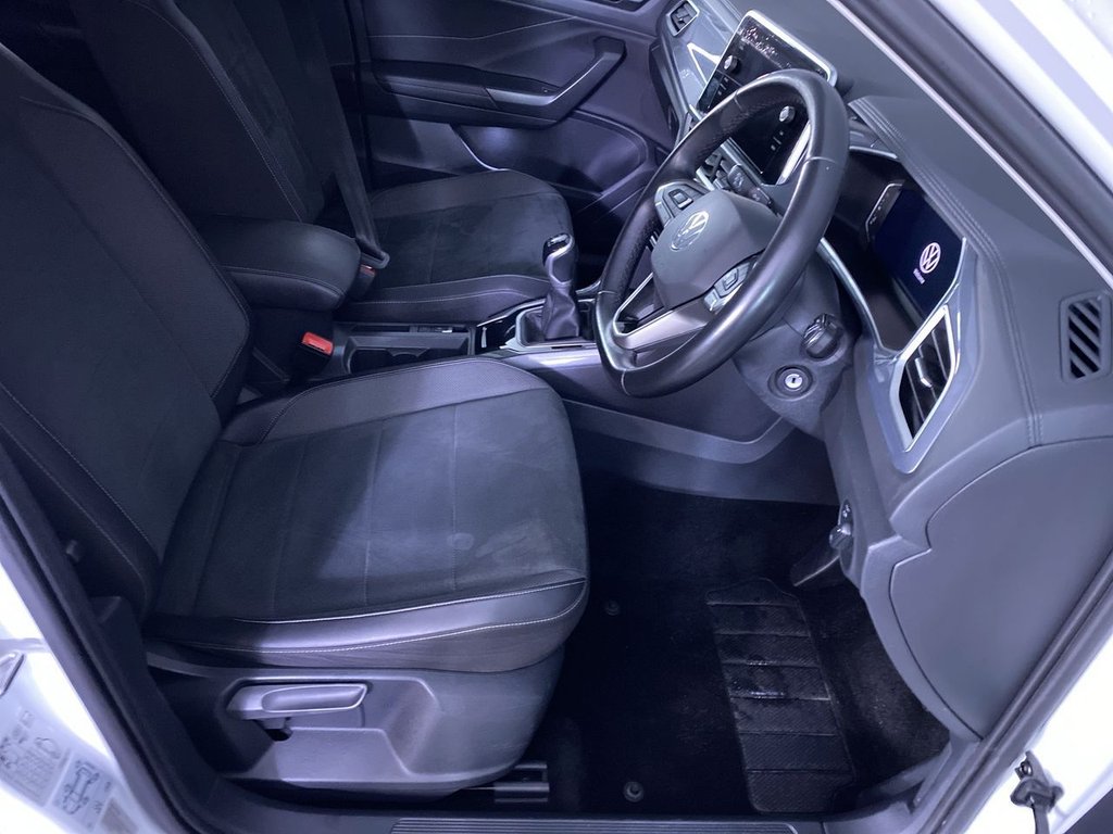 Used Volkswagen T-Roc 2023 for sale - 76509888: Photo 15