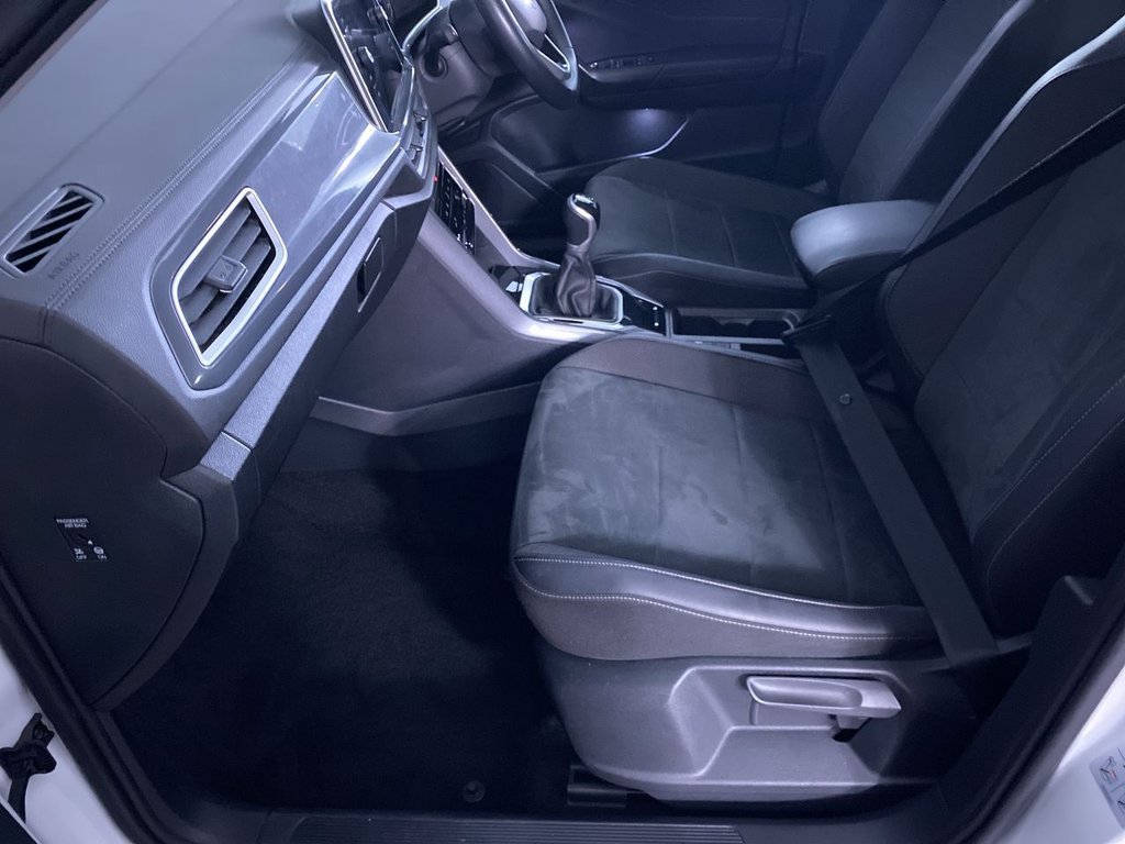 Used Volkswagen T-Roc 2023 for sale - 76509888: Photo 17