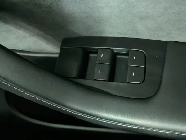 Used Tesla Model Y 2022 for sale - 75359196: Photo 23