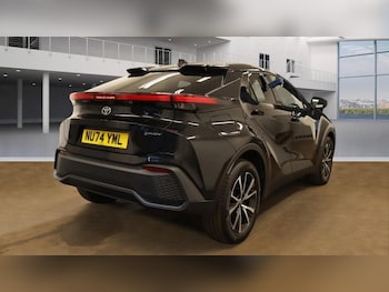 Used Toyota C-HR 2024 for sale - 75432484: Photo