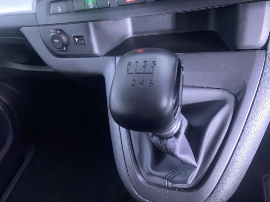 Used Peugeot Traveller 2022 for sale - 76623358: Photo 21