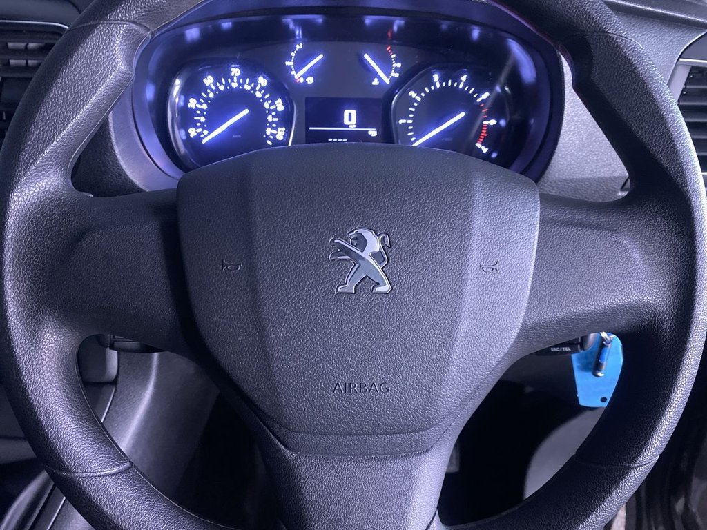Used Peugeot Traveller 2022 for sale - 76623358: Photo 22