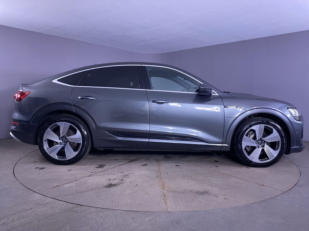 Used Audi e-tron 2022 for sale - 76821036: Photo 9