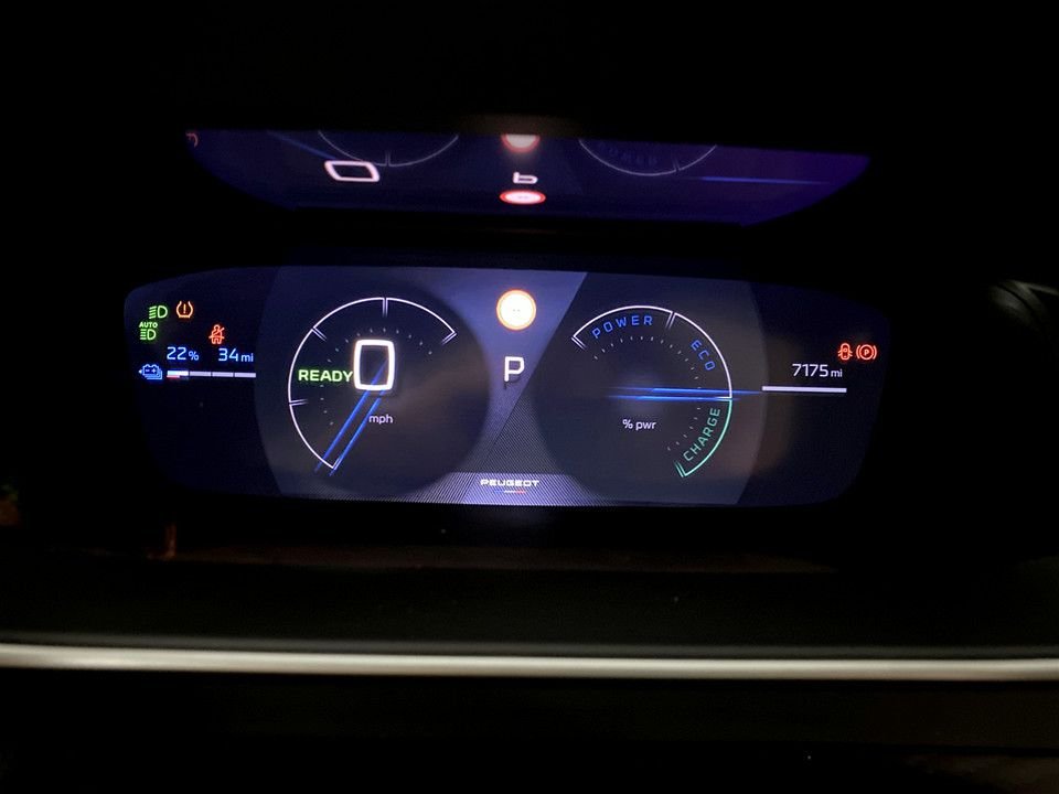 Used Peugeot E-208 2024 for sale - 77642813: Photo 14