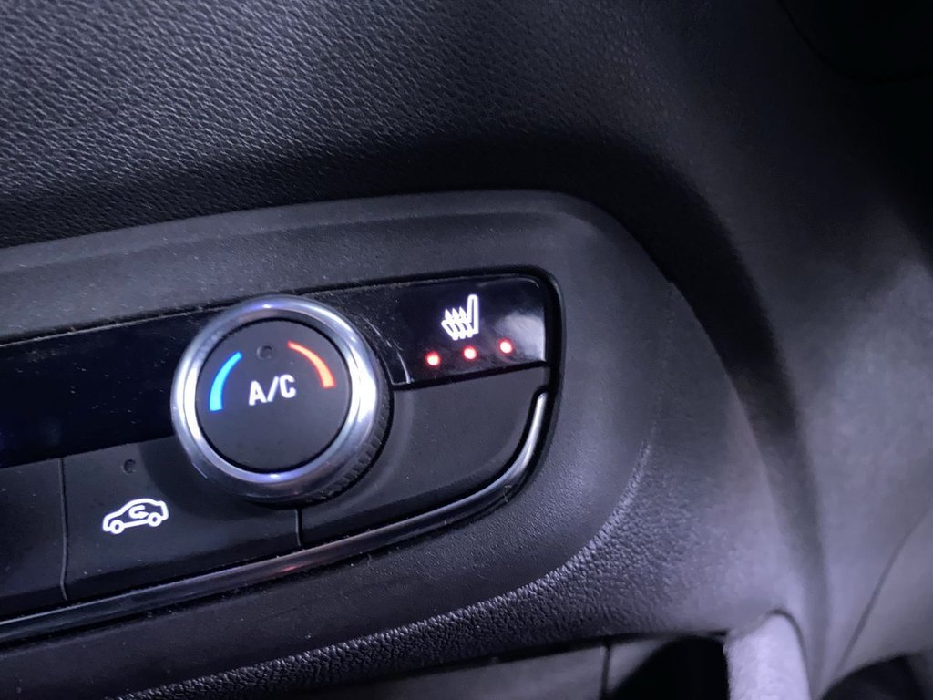 Used Vauxhall Crossland 2022 for sale - 76570187: Photo 25