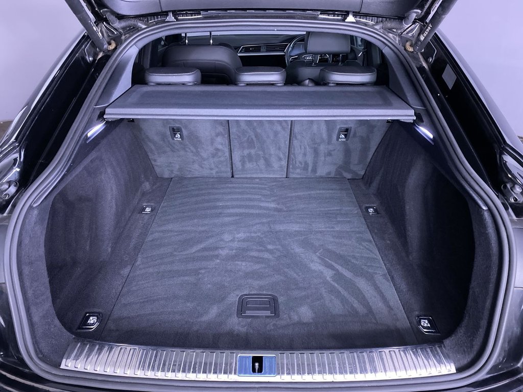 Used Audi e-tron 2022 for sale - 77464077: Photo 20