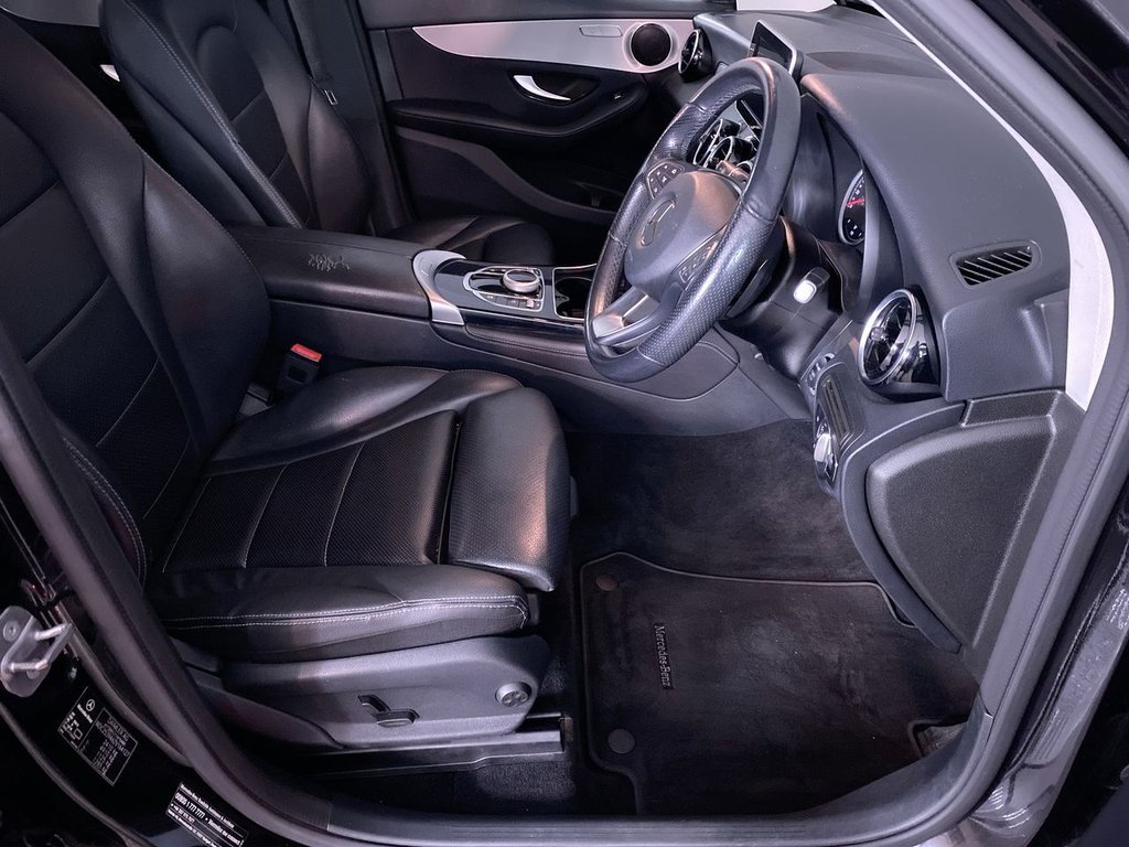 Used Mercedes-Benz GLC 2019 for sale - 75911417: Photo 15