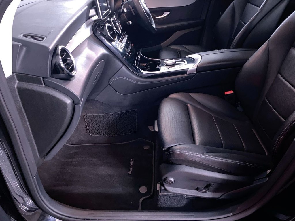 Used Mercedes-Benz GLC 2019 for sale - 75911417: Photo 17