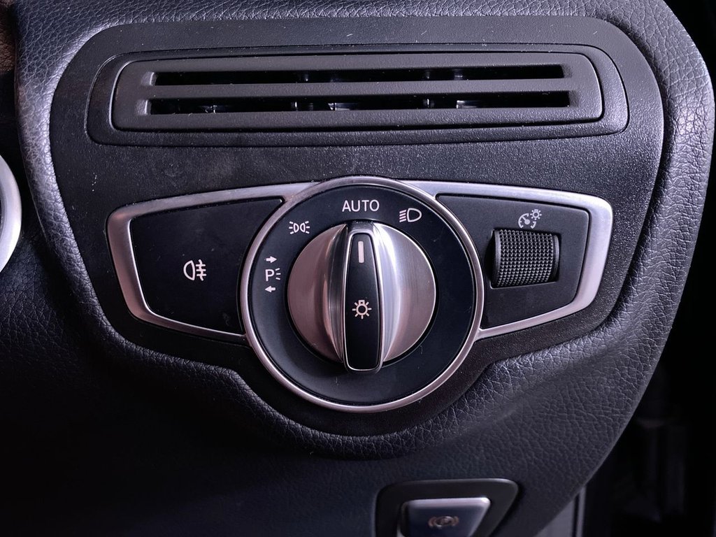 Used Mercedes-Benz GLC 2019 for sale - 75911417: Photo 23