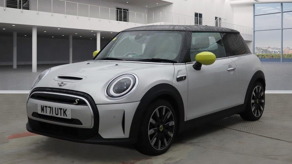 Used MINI Electric Hatch 2021 for sale - 76356608: Photo 2