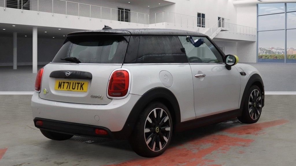 Used MINI Electric Hatch 2021 for sale - 76356608: Photo 4