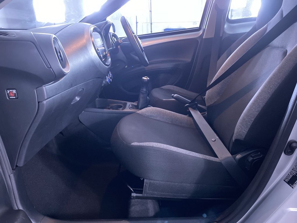 Used Toyota Aygo X 2023 for sale - 76820745: Photo 16