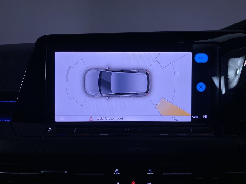 Used Volkswagen Golf 2021 for sale - 77826837: Photo 24