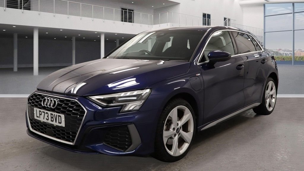 Used Audi A3 2023 for sale - 76345619: Photo 2