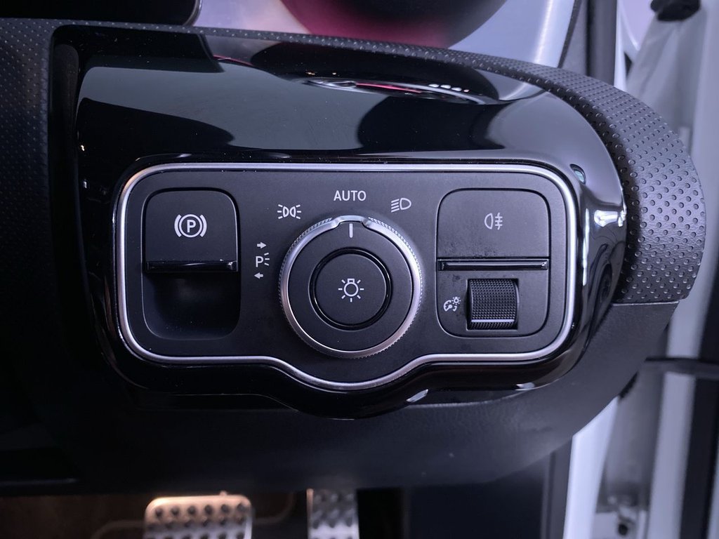 Used Mercedes-Benz A-Class 2023 for sale - 76768329: Photo 23