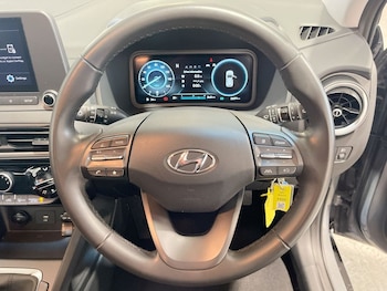 Used Hyundai KONA 2022 for sale - 76291338: Photo 3