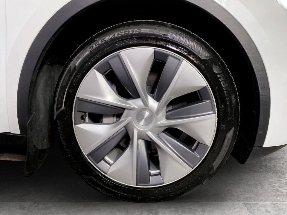 Used Tesla Model Y 2023 for sale - 77654740: Photo 10