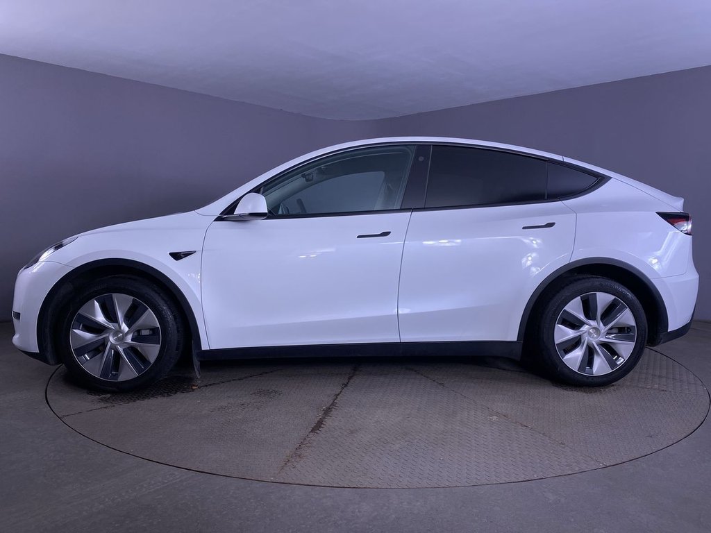 Used Tesla Model Y 2022 for sale - 76632106: Photo 5