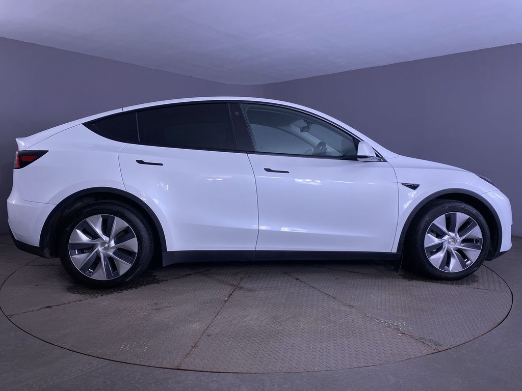 Used Tesla Model Y 2022 for sale - 76632106: Photo 9