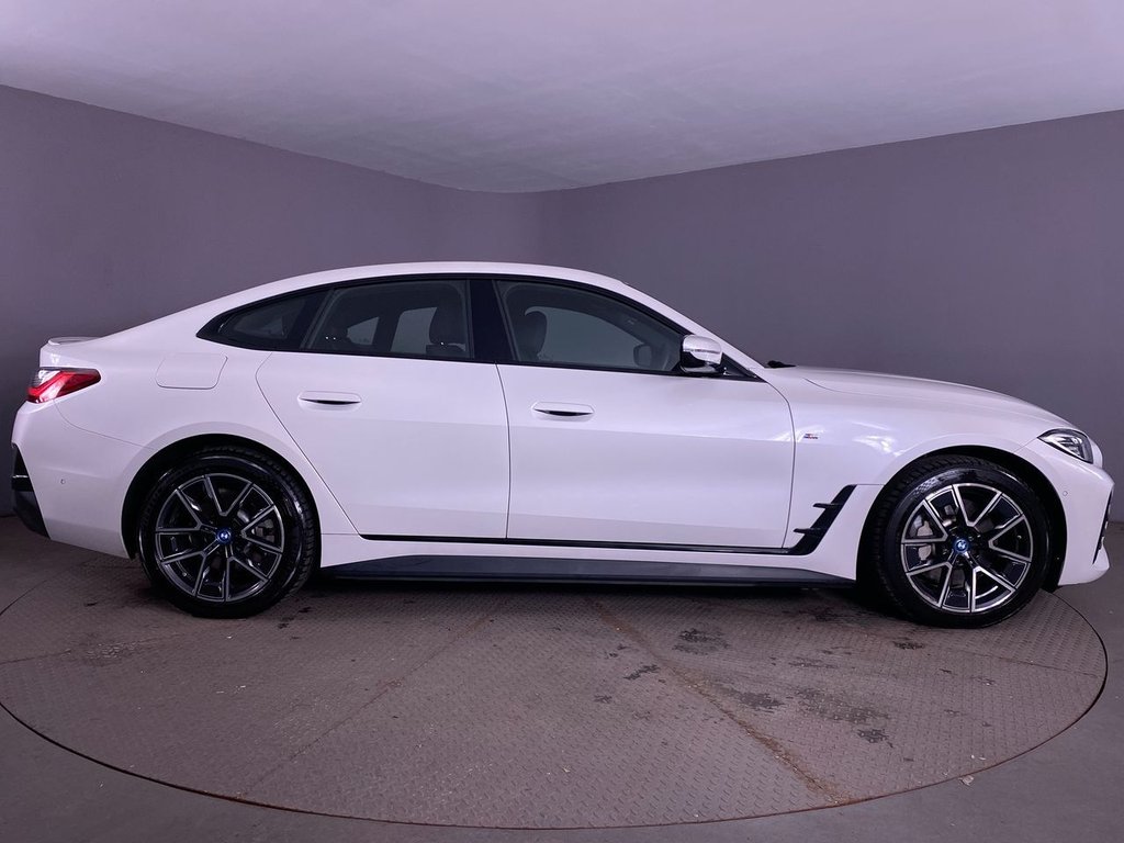 Used BMW i4 2022 for sale - 76223618: Photo 9