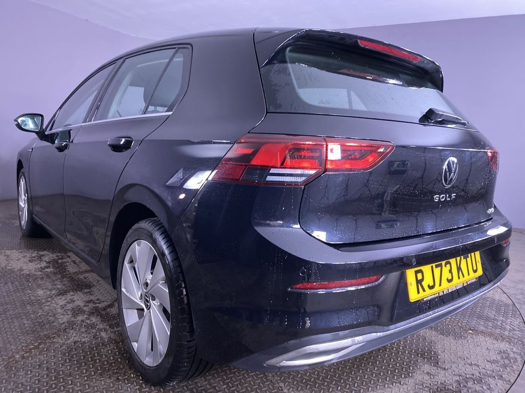 Used Volkswagen Golf 2024 for sale - 77356118: Photo 14