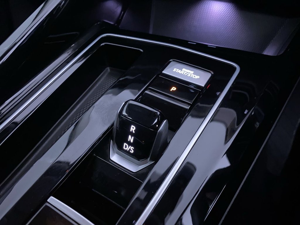 Used Volkswagen Golf 2024 for sale - 77356118: Photo 21