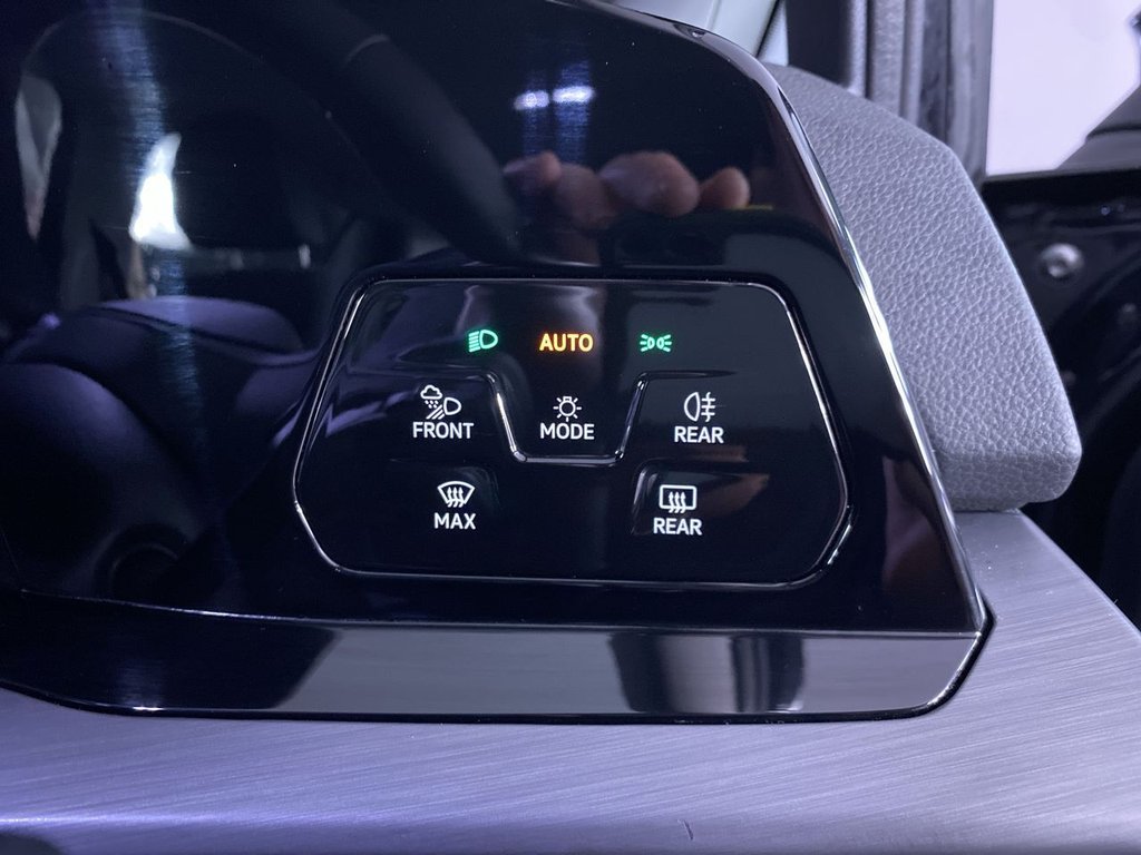 Used Volkswagen Golf 2024 for sale - 77356118: Photo 23