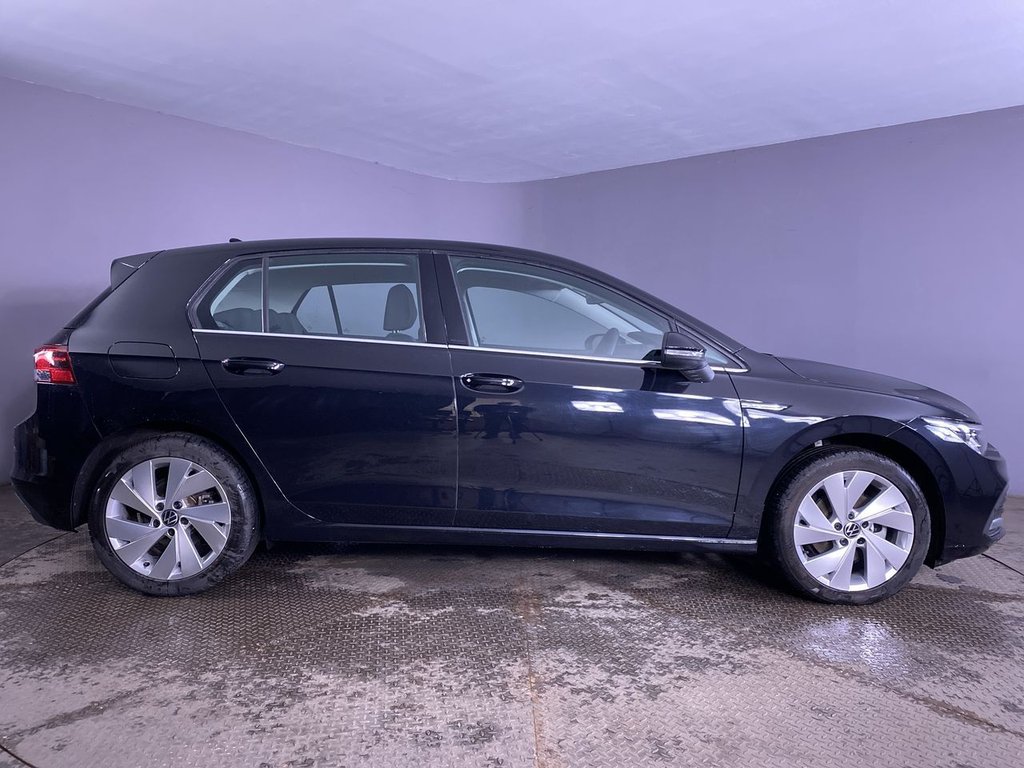 Used Volkswagen Golf 2024 for sale - 77356118: Photo 9