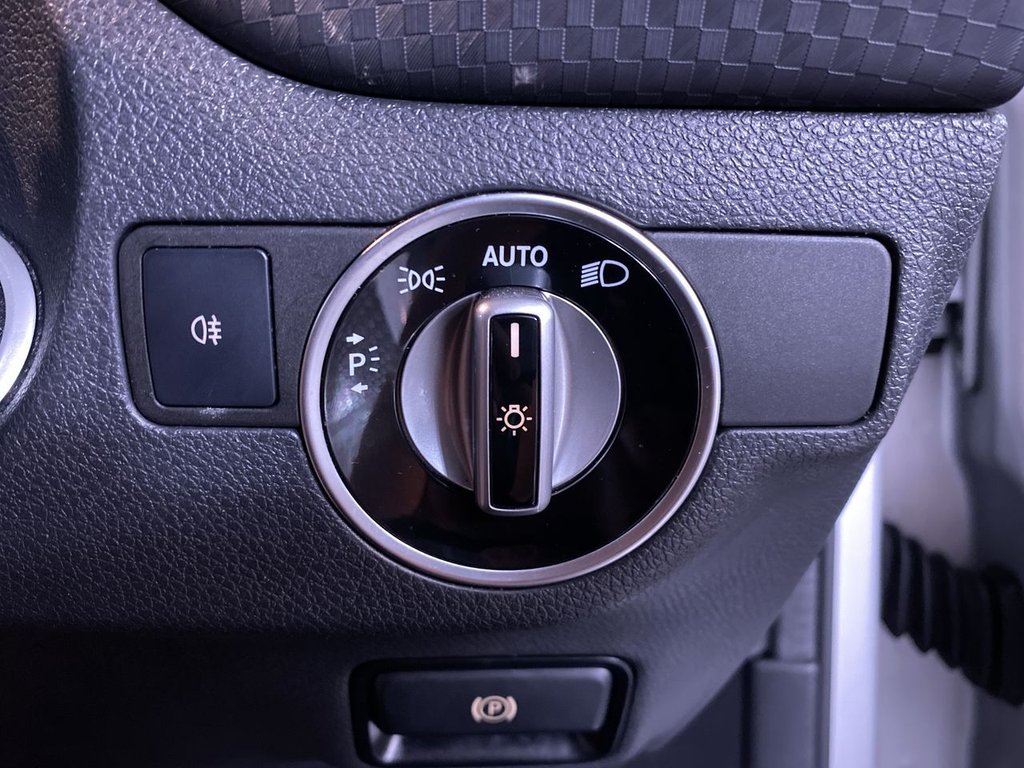 Used Mercedes-Benz A-Class 2018 for sale - 76105561: Photo 23