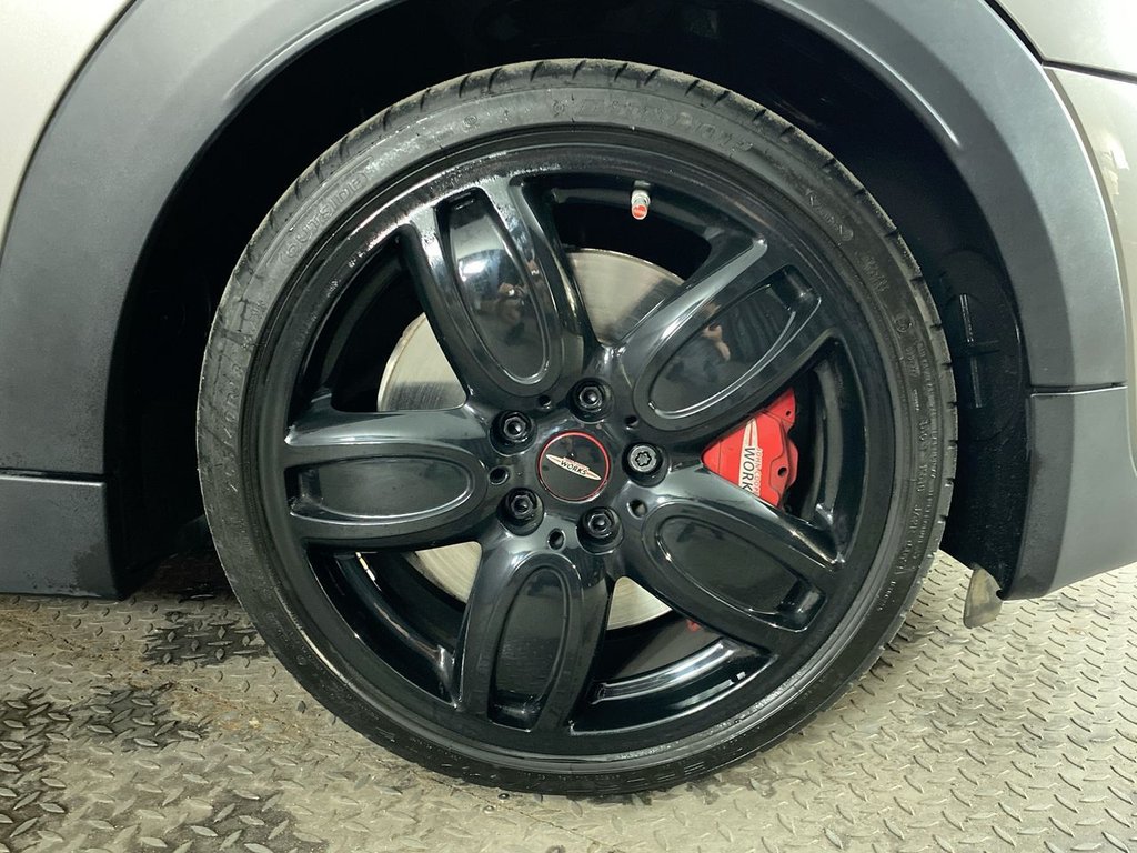Used MINI Convertible 2018 for sale - 75877387: Photo 12