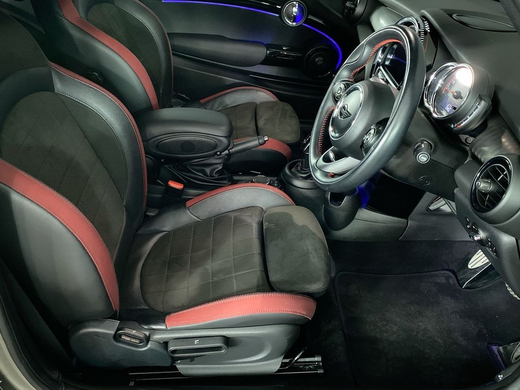Used MINI Convertible 2018 for sale - 75877387: Photo 15