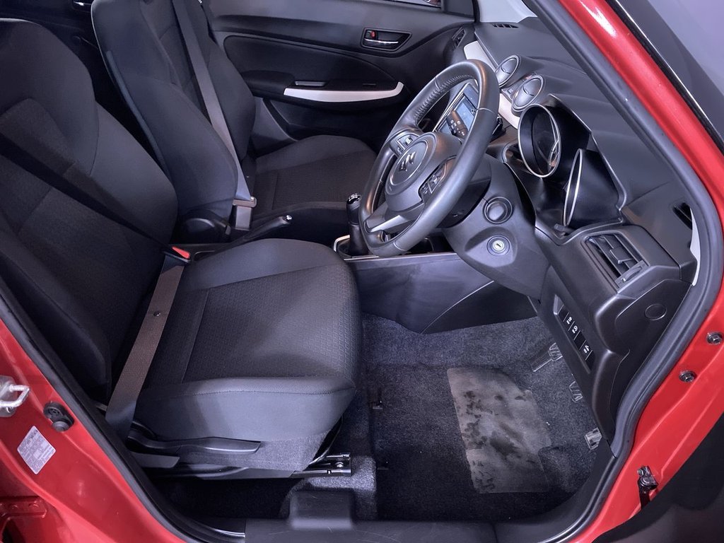 Used Suzuki Swift 2024 for sale - 76962644: Photo 15