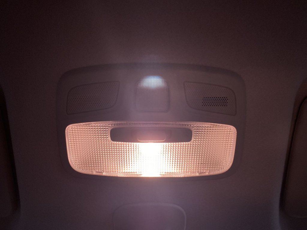 Used Suzuki Swift 2024 for sale - 76962644: Photo 18