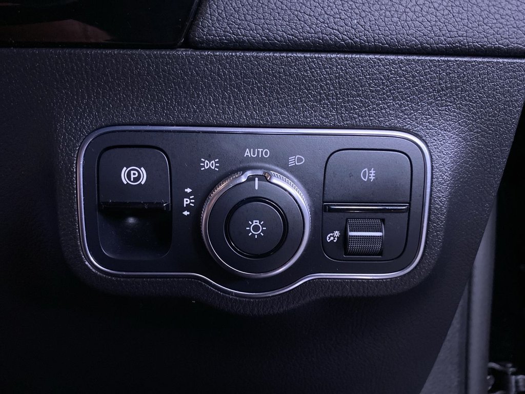 Used Mercedes-Benz EQA 2021 for sale - 76582852: Photo 23