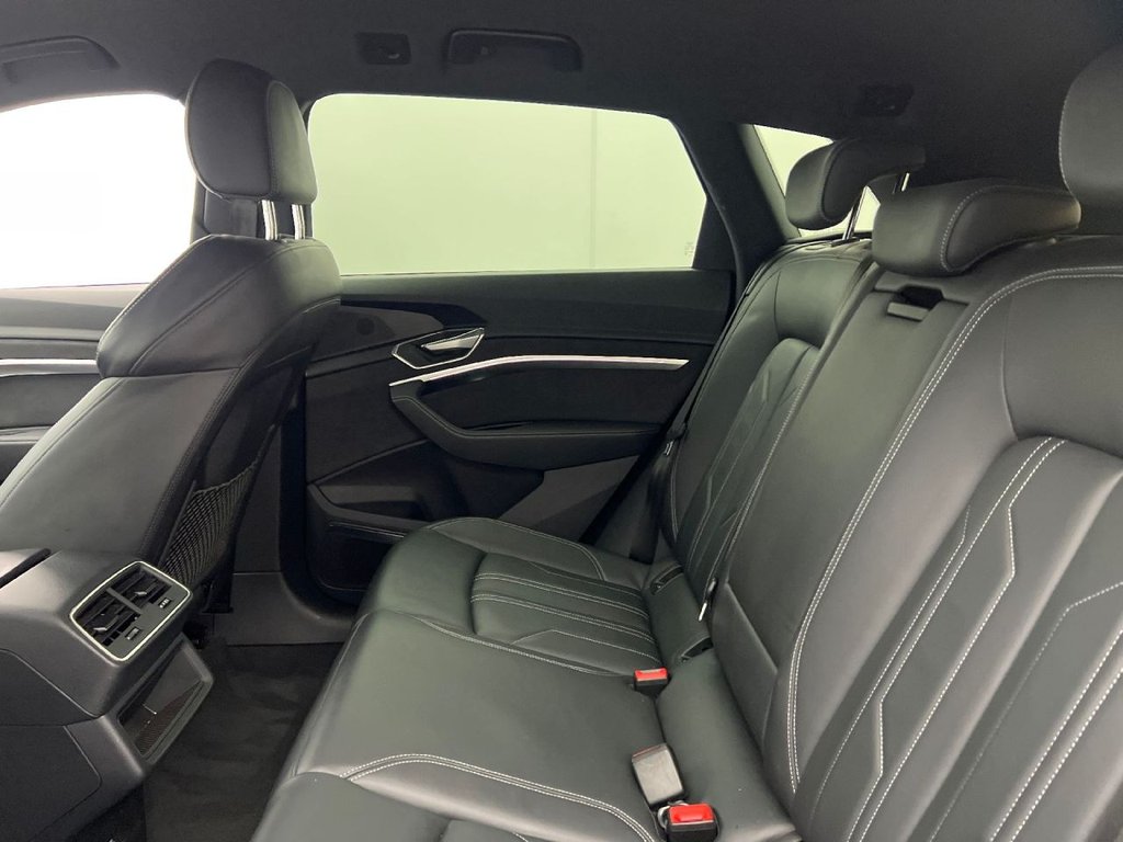 Used Audi e-tron 2021 for sale - 76368061: Photo 13
