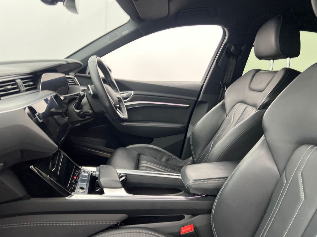 Used Audi e-tron 2021 for sale - 76368061: Photo 14