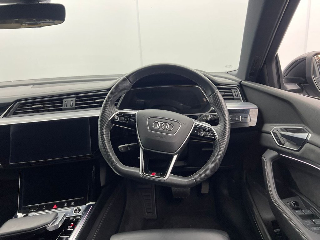 Used Audi e-tron 2021 for sale - 76368061: Photo 16