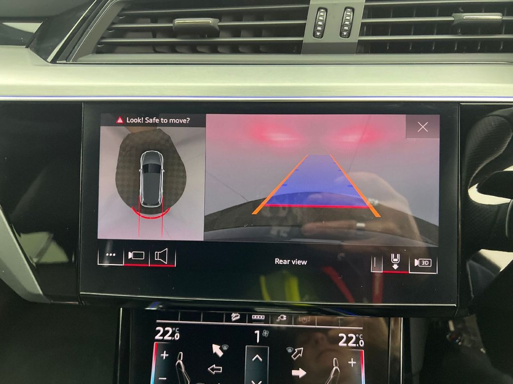 Used Audi e-tron 2021 for sale - 76368061: Photo 22