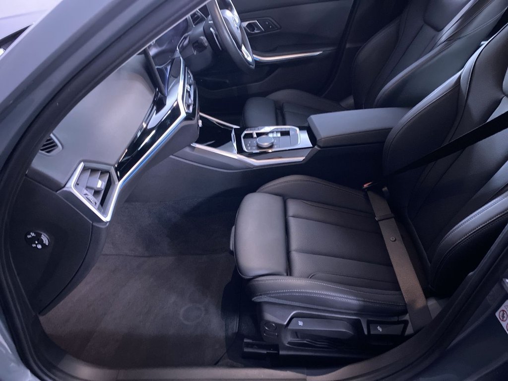 Used BMW 3 Series 2024 for sale - 76820674: Photo 17