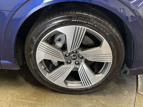 Used Audi e-tron 2022 for sale - 76267215: Photo 12