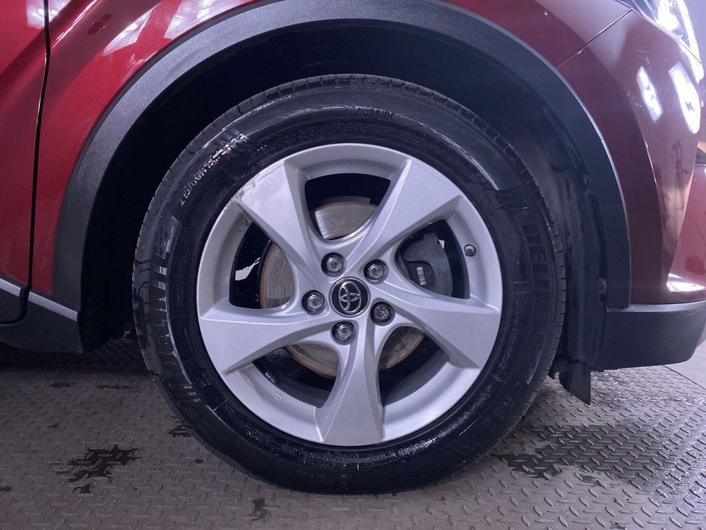 Used Toyota C-HR 2019 for sale - 76698698: Photo 12