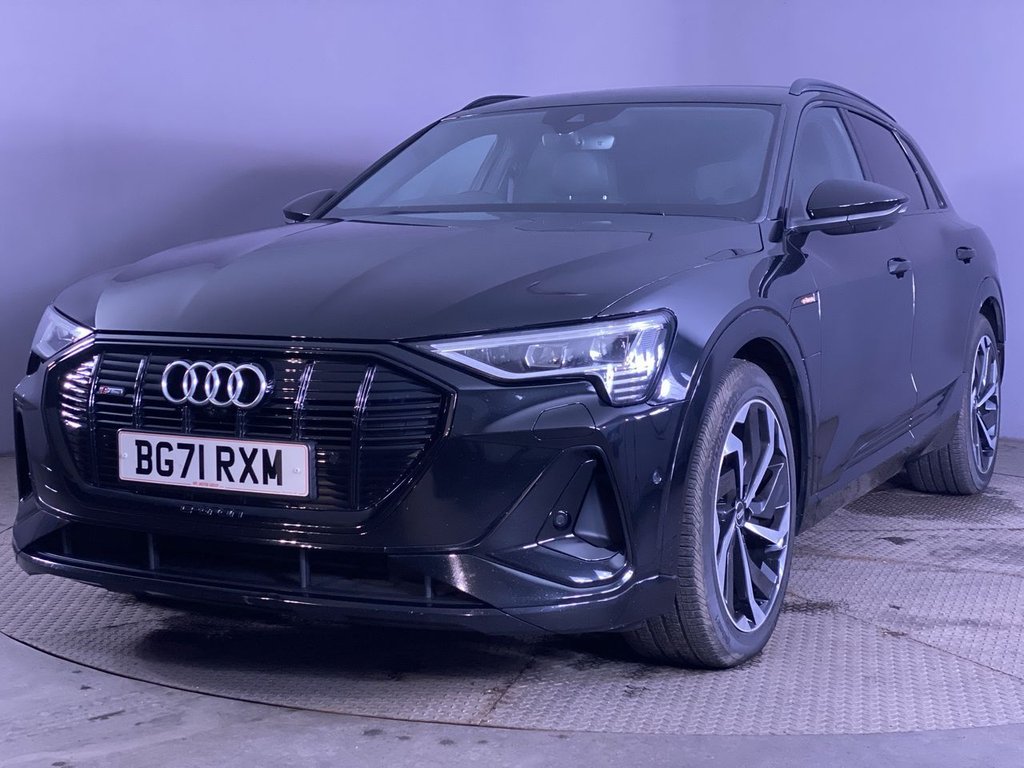 Used Audi e-tron 2021 for sale - 76670690: Photo 4