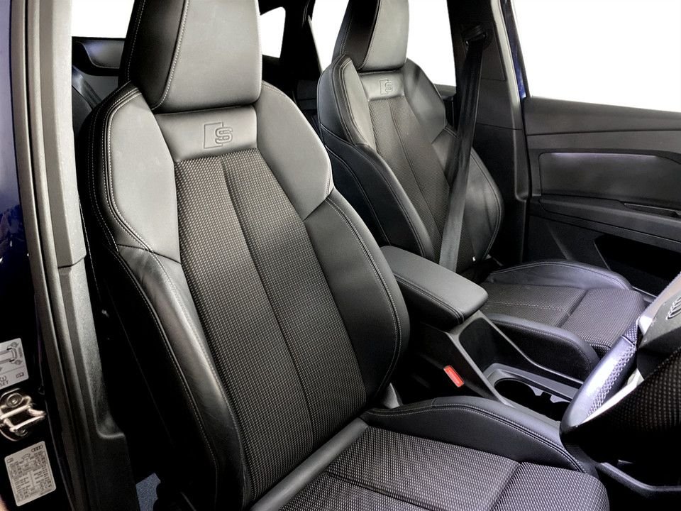 Used Audi Q4 e-tron 2023 for sale - 77748961: Photo 11