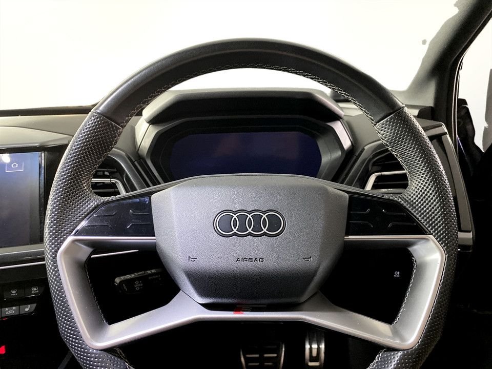 Used Audi Q4 e-tron 2023 for sale - 77748961: Photo 13
