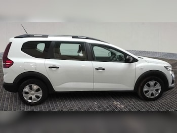 Used Dacia Jogger 2024 for sale - 76470108: Photo