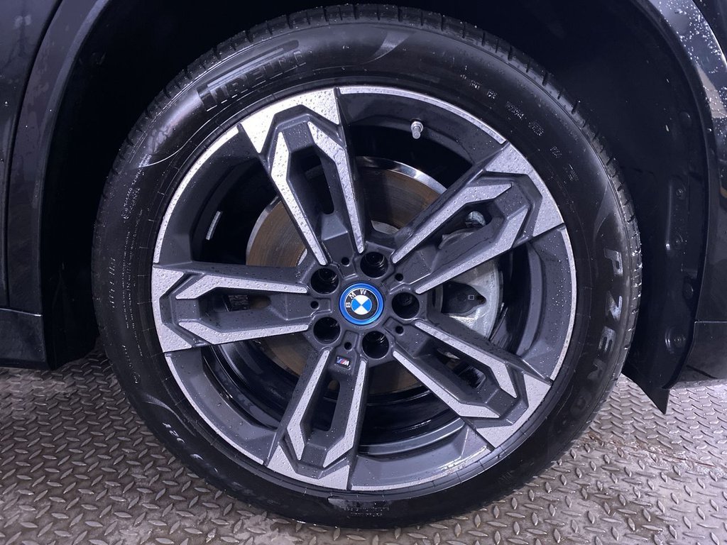 Used BMW iX1 2023 for sale - 76923220: Photo 12