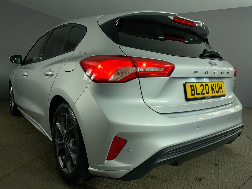 Used Ford Focus 2020 for sale - 76038907: Photo 14